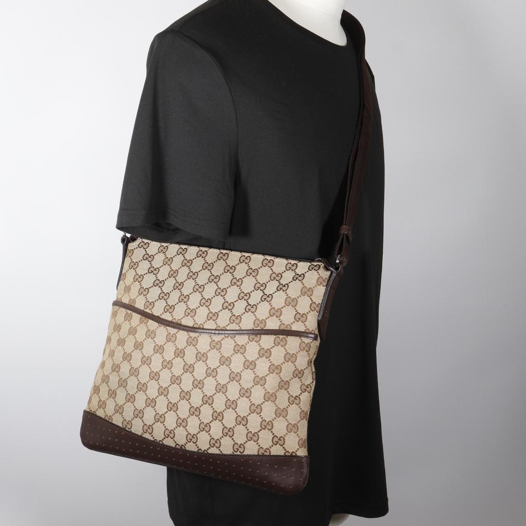 GUCCI Shoulder Bag 145857 Brown GG canvas unisex Used