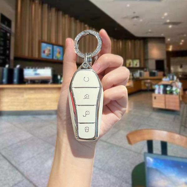 BYD Song Plus Key Cover & Diamond Bear Pendant Keychain