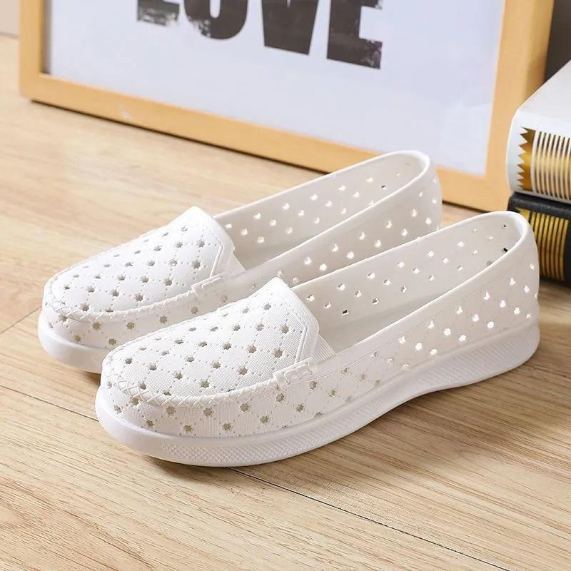 Hole shoes women's summer new outdoor beach sandals outer wear garden shoes women's wear-resistant bag head slippers women's slippers