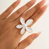 6 Styles Elegant Big White Flower Adjustable Ring for Women Vintage Petals Open Chunky Finger Ring Bridal Wedding Jewelry