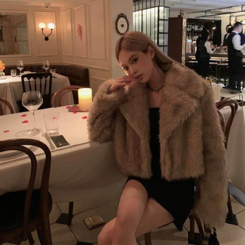 VAYLA Luxury Brand Autumn Winter Fur Coat Women Short Lazy Wind Fox Fur Jacket Cropped Fluffy Casaco De Pele Feminino