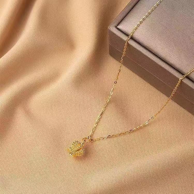 Elegante Goldkrone Anhänger Halskette - Damen Leichter Luxus Schlüsselbein Kette