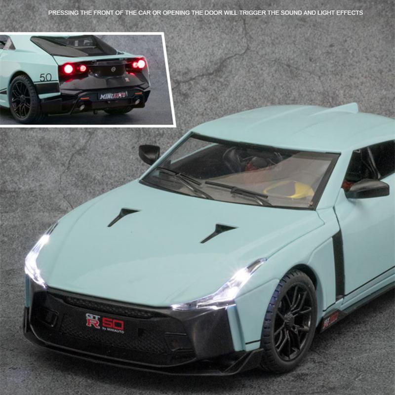 1/24 Niaasn GTR 50 Alloy Sports Car Model Diecasts Metal Toy Race Car Model Sound and Light Simulation Collection Childrens Gift