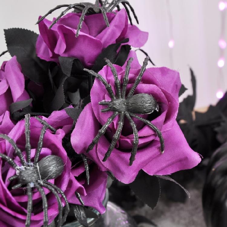 Gothics Black Spiders Artificial Rose Floral Stem For Themed Event Bendable Stalk Silk Flower For Eerie Decoration