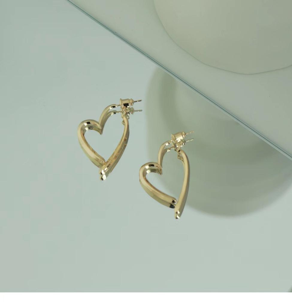 Gold Heart Earrings for Women, Dainty Huggie Earrings, Minimalist Gold Plated Copper Earrings, Cute Small Heart Earring