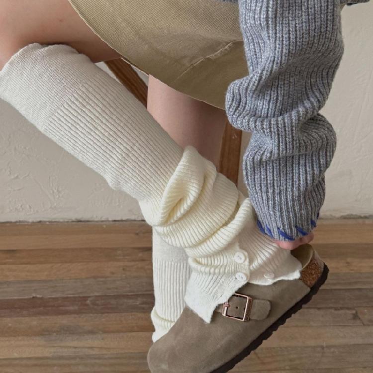 Harajuku Women's Leggings Gaiters Soft Acrylic Knitted Winter Leg Warmers Footless Socks with Side Split Buttons Decors