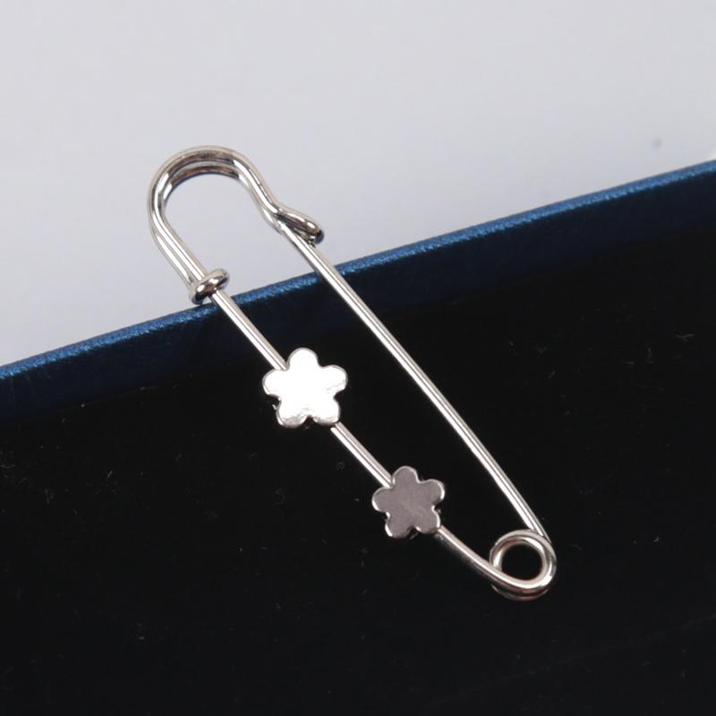 Simple Waist Tighting Pin Women Brooch Buckles Suit Vintage Trendy Jeans Fixed Suit Clothing Waist Clip Lady Safety Pins Jewelry