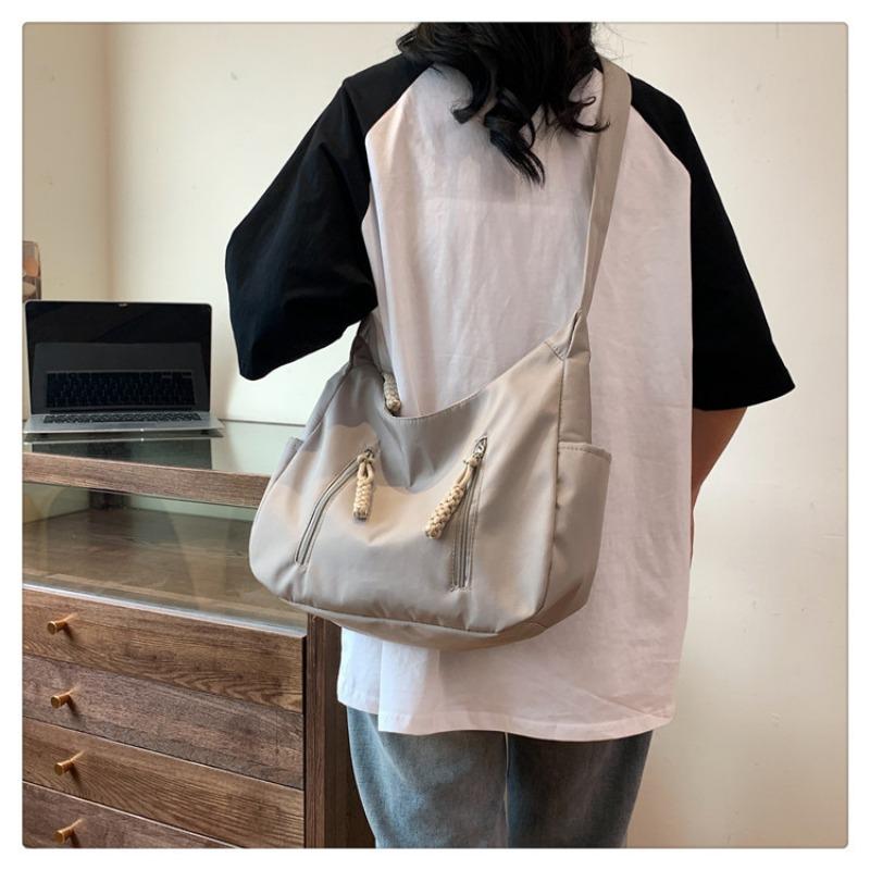 High Aesthetic Fashion Commuter Large Capacity Shoulder Bag Women Casual College Student Class Tote Bag Wide Strap Crossbody Bag