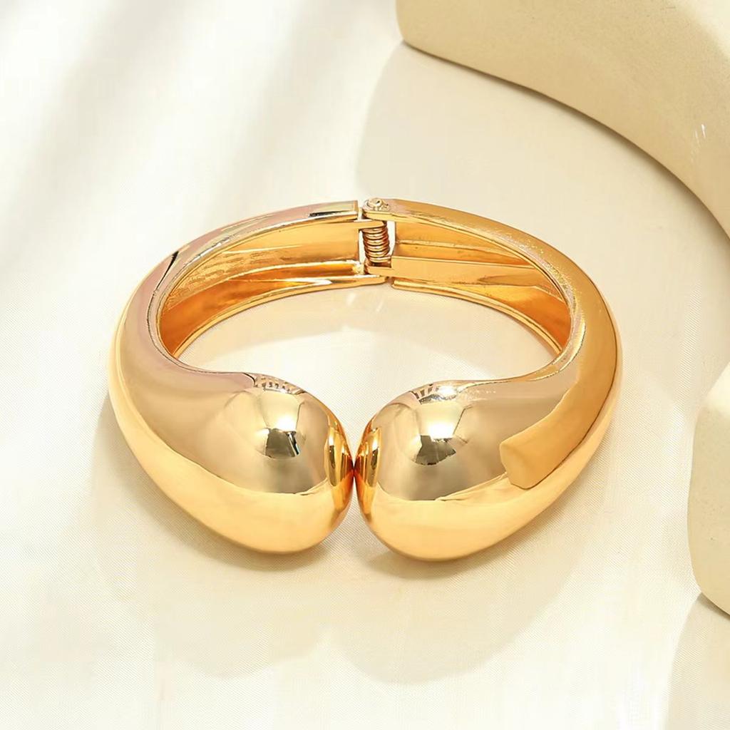 Exaggerated Ins Heavy Industry Design Sense Metal Smooth Surface Bracelet Geometric Personality Wide Bracelet Bracelet