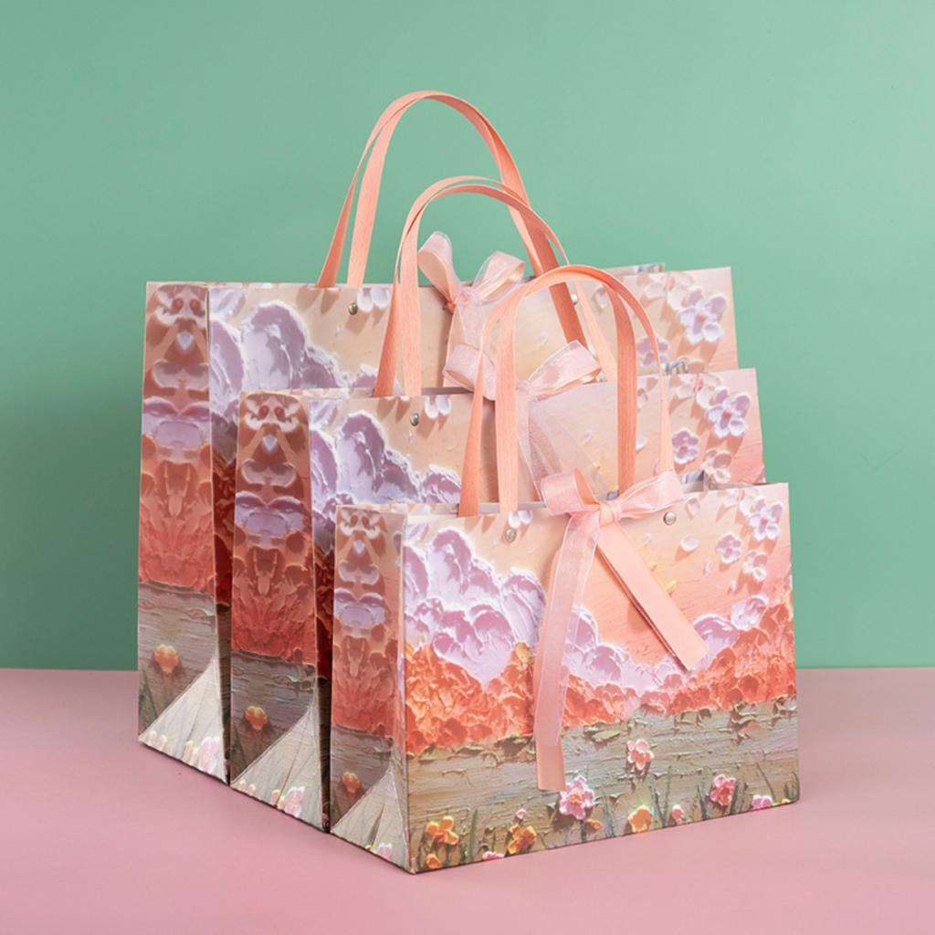 Artistic And Creative Tote Bags, Souvenir Bags, Gift Bags, Paper Bags