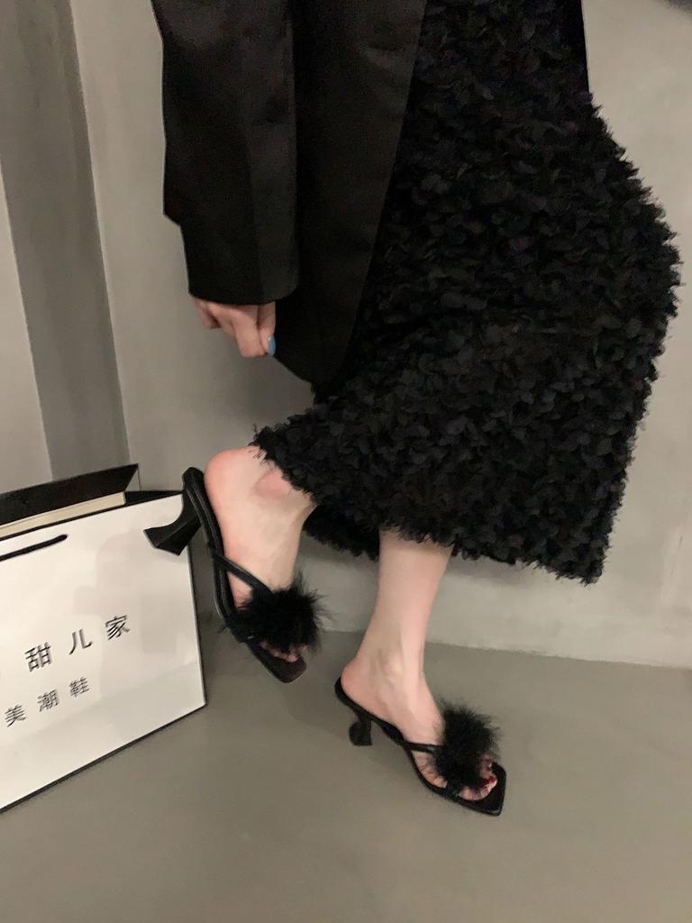 French High Heels Fluffy Slippers Women's Shoes Wear 2025 New Summer Fairy Style Black Sandals