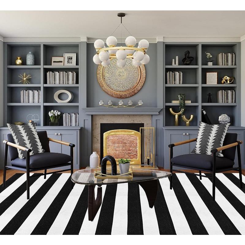 Black and White Stripe Rug Outdoor Balcony Christmas Decor Rug Machine Washable Carpet Rug for Dining Room Entryway Home Office