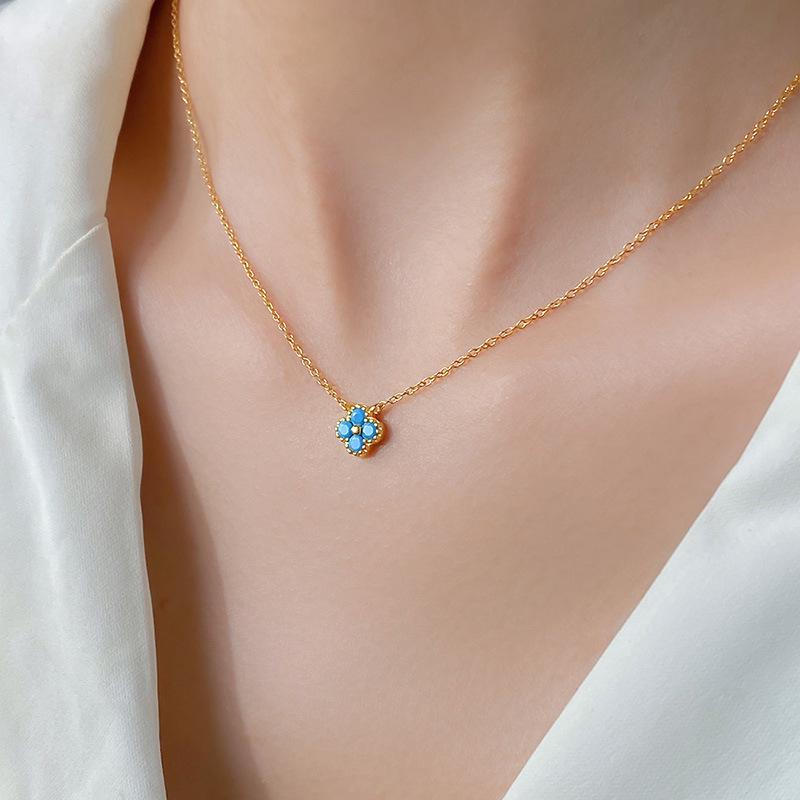 Zircon Multicolor Four-Leaf Clover Necklace for Women - Elegant Clavicle Chain with Blue Pendant
