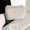 Minimalist Towel Cloth Storage Bag With Waterproof Fabric For Home And Travel Use
