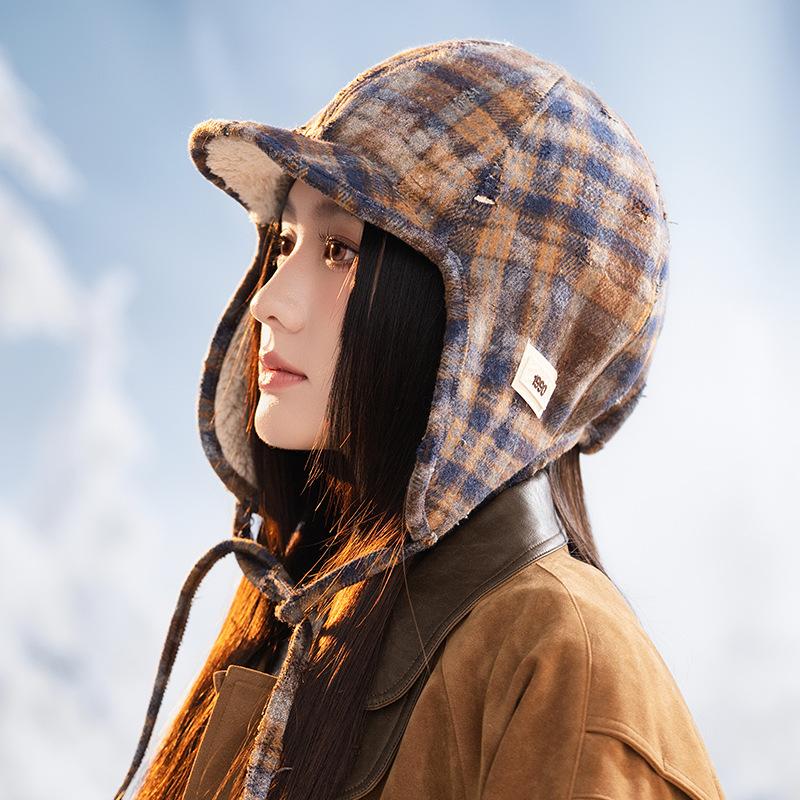 Autumn and Winter Retro Color Combination Plus Velvet Lei Feng Hat Japanese Windproof Warm Hat Women Outdoor Riding Casual Ear Protection Hat