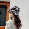 Damen Herbst und Winter Warme Dicke Fischermütze Winddichte Vielseitige Zebramuster Plüschmützen