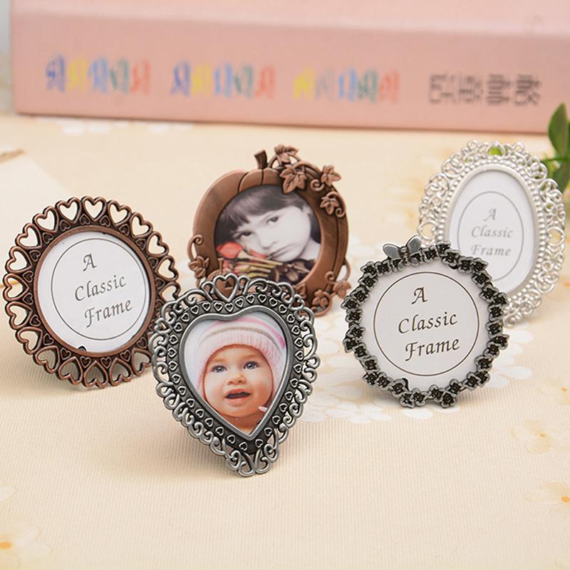 Mini Frame Alloy Photo Frames Keyring Keychain Decoration Photo Props Photo Display Holder Party Desk Decor Gifts Ornaments