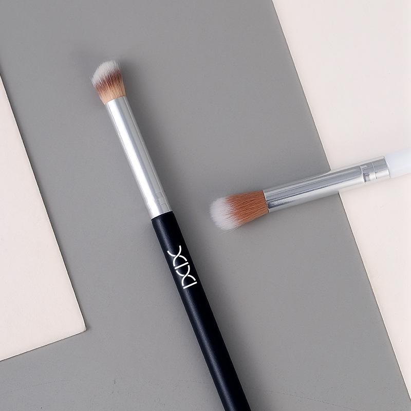 Contour and Highlighting Nose Shadow Brush - Hot Item, Individually Packaged Makeup Tool In Stock