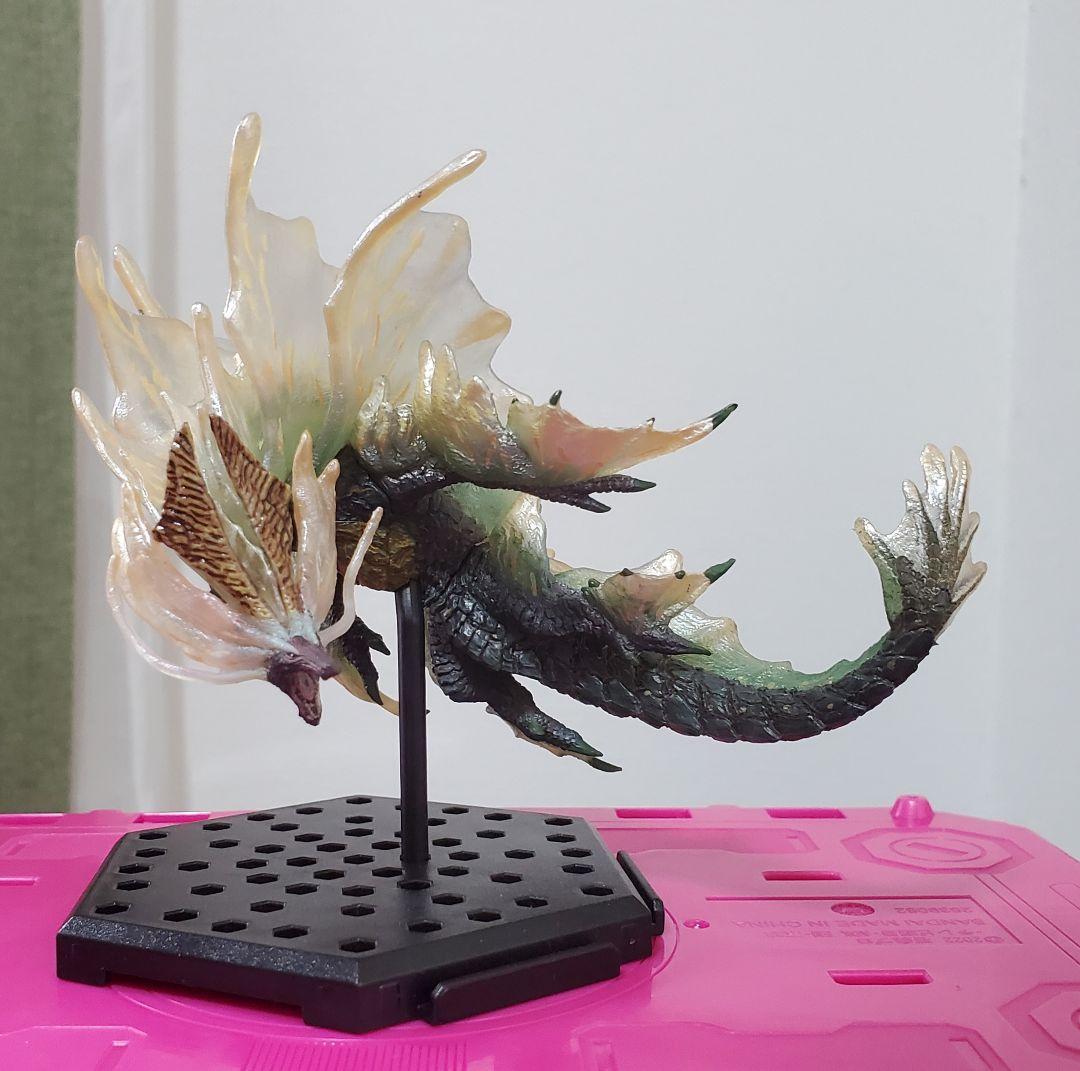

[USED] Monster Hunter Amatsumagatsuchi figure