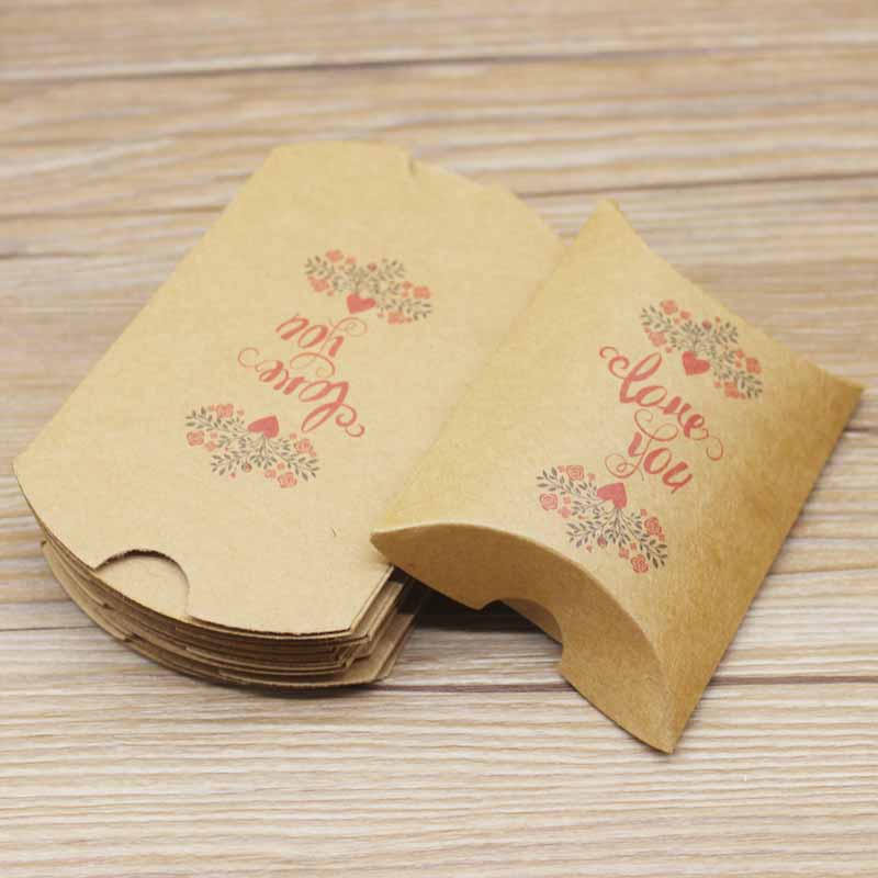 10pc9x7x2.5cm kraft Paper Box Pillow Shape Candy Box Wedding Favor Gift Boxes For Home Baby Shower Kids Birthday Party Supplies