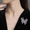 Fashionable Three-dimensional Butterfly Brooch, Women's Light Luxury and Elegant Super Sparkling Animal Brooch, Suit Pin