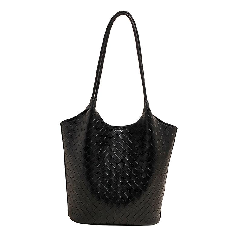 New leather women's bag trendy fashion woven pattern cowhide casual vegetable basket bucket bag portable bag