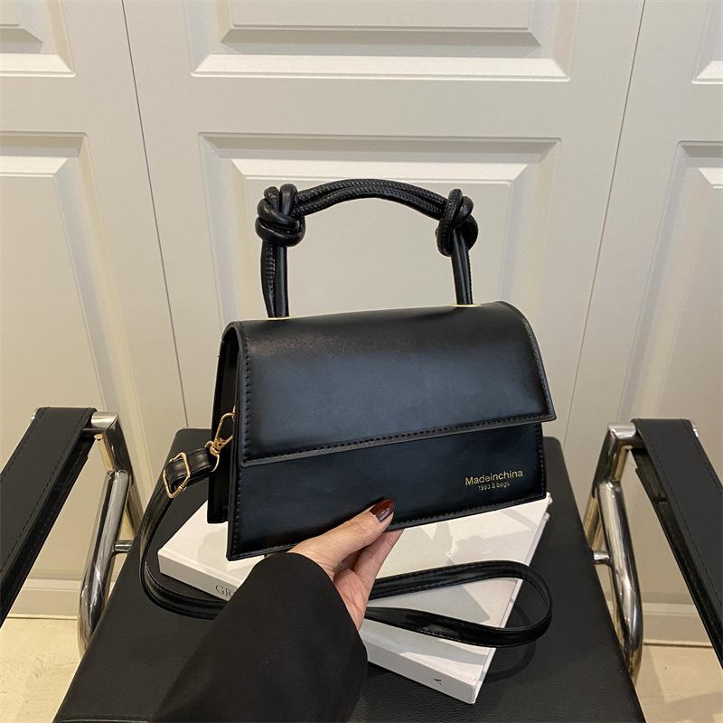 Personalized handbag fashion trend simple shoulder bag women's small square bag beautiful casual messenger bag