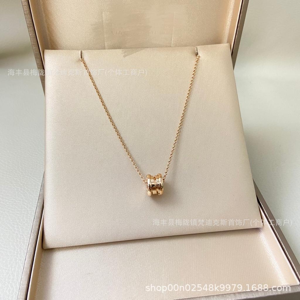 Baojia 18K Roséguld Lyxig Nyckelbenskedja Halsband för Kvinnor