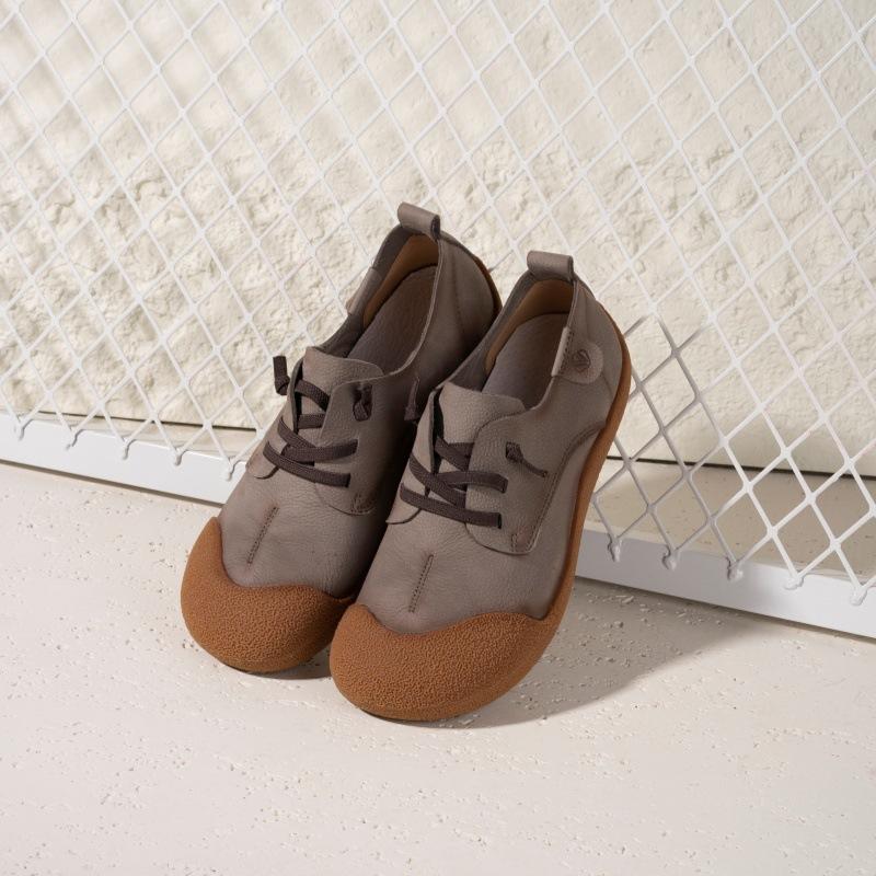 

Autumn leather shoes, first layer cowhide single shoes, flat-soled retro women s shoes, casual and comfortable soft-soled women s travel shoes 35 сірий колір