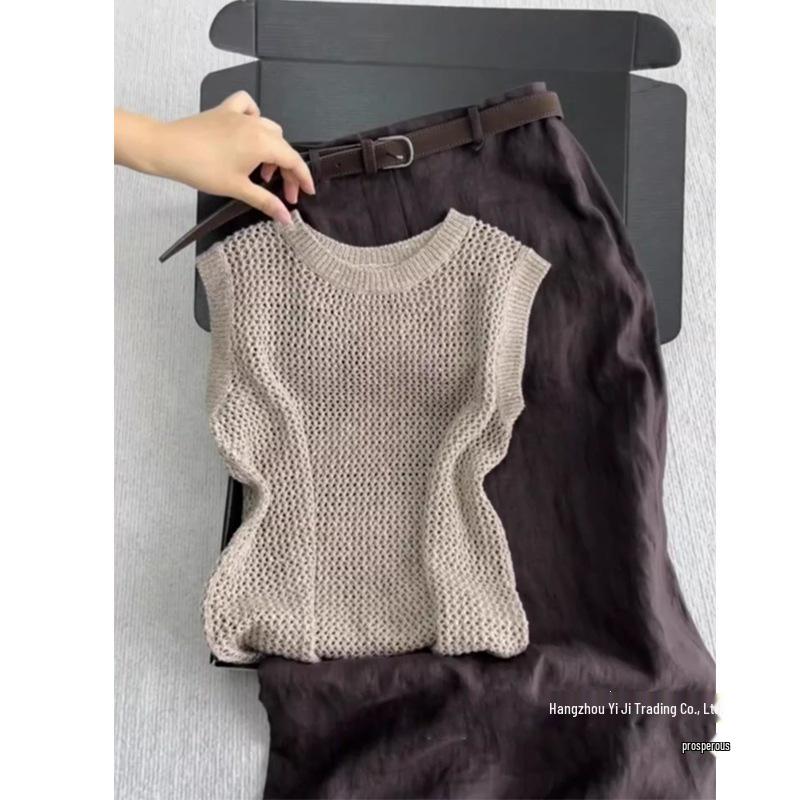 2025 Elegant Khaki Summer Set: Stylish Hollowed-Out Top & Outfit