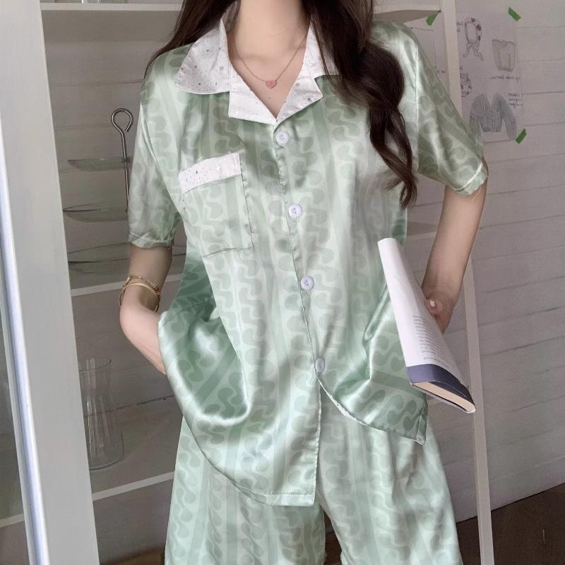 High-End Women'S Imitation Silk Short-Sleeved Shorts Can Be Worn Outside In Summer, Striped Printed Loungewear Suit