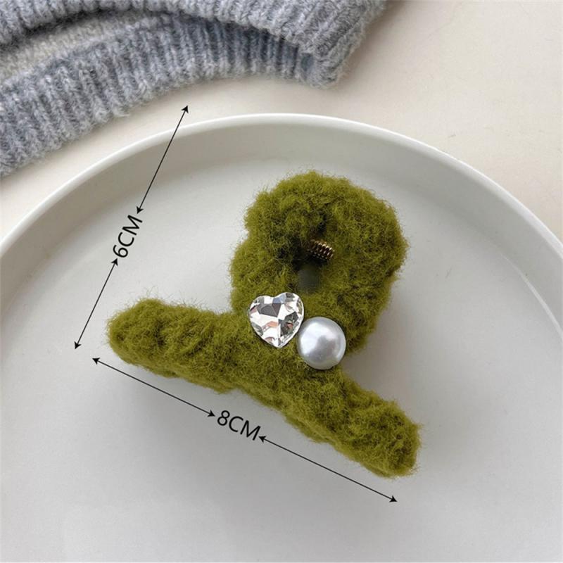 1/2/3Pcs Plush Heart Hair Clips For Women Autumn Winter Fur Hair Crab Clip Elegant Shark Hair Claws Headwear Hair Accessories