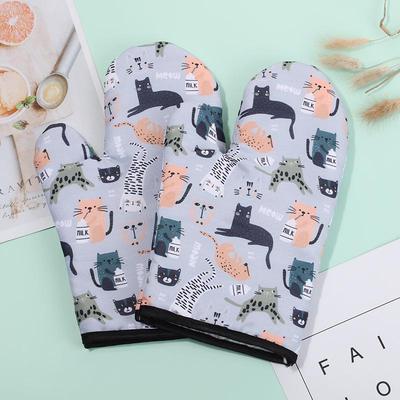 Adorable Cat Heat-Resistant Anti-Scald Baking Gloves