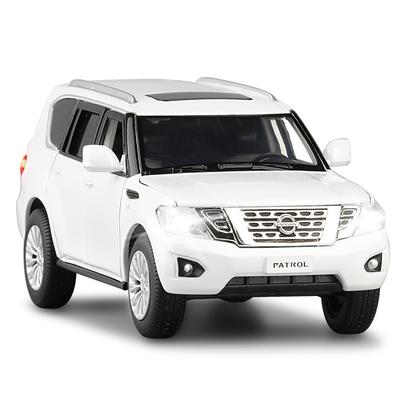 Modello di auto pressofuso Nissan Patrol Y62 in scala 1/32, veicolo giocattolo da tirare indietro con suono e luce per bambini, ragazzi, ragazze, collezione regalo