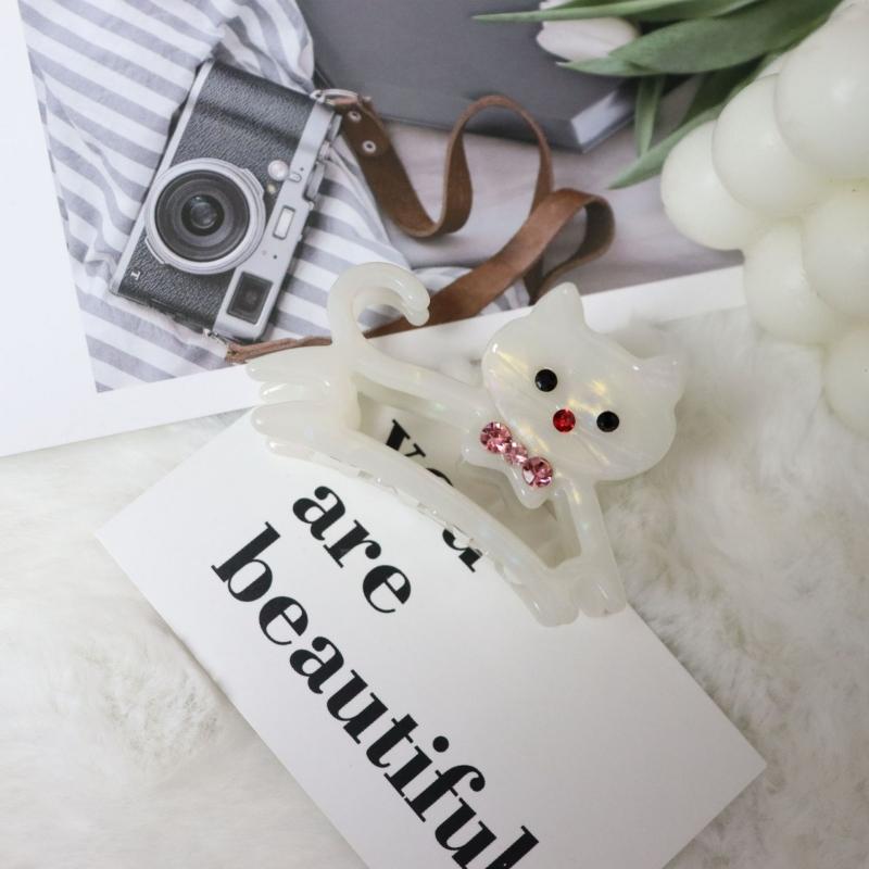 1 Pcs Premium Feeling 6cm Acetate Hair Clip Medium Cute Pet Shark Clip with Rhinestones Cat Mouse Scratch Clip