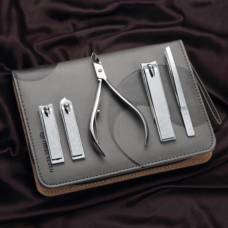 777 Premium 12-Piece Nail Clipper Set