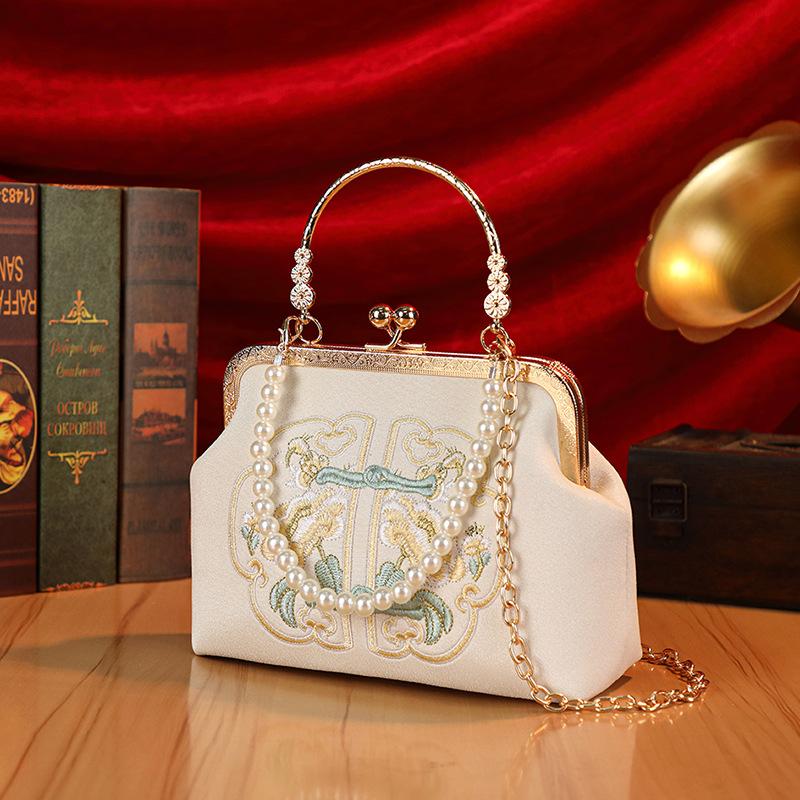 Embroidered Women's Bags Small Square Bags Bridesmaids Buckle Handbags Suya Niche Hanfu Cheongsam Bride