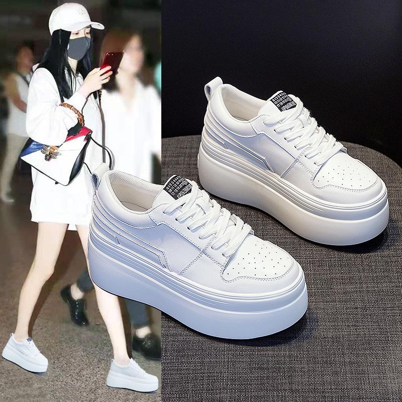 Little white shoes women's spring, summer and autumn 2025 new thick-soled muffin shoes versatile casual sports shoes black and white board shoes cool 