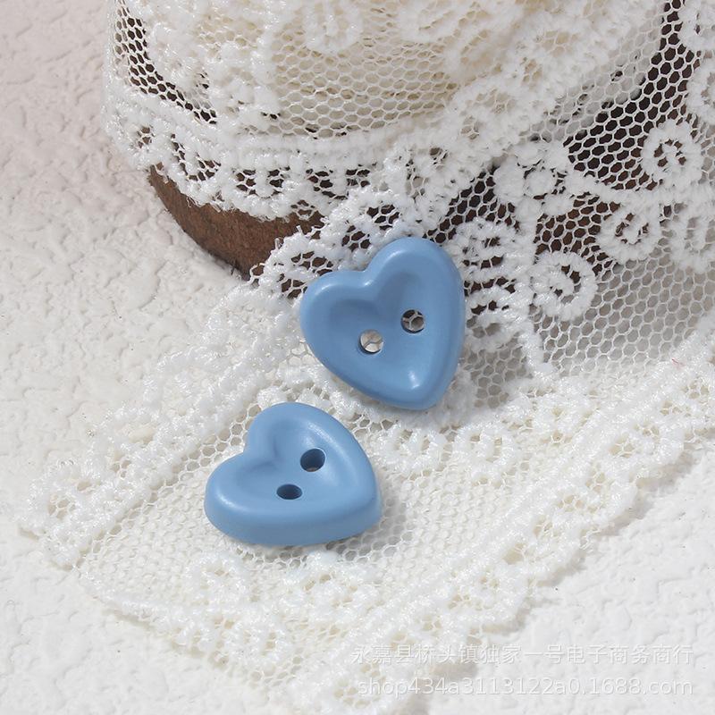 20 Pieces Cute Mini Heart Plastic Buttons Sewing Supplies for Women's Cardigans Blouses & Children's Garments DIY Button Craft