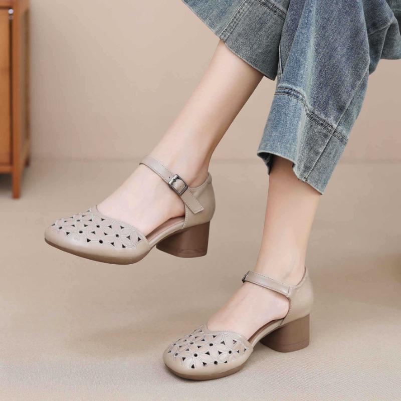 New summer light mouth sandals women's soft cowhide soft sole thick heel hollow design embroidered bag head middle heel sandals