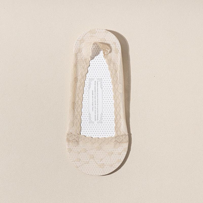 New Women's Non-Slip Invisible Lace Boat Socks - Thin, Hollow, Shallow Bed Sock Design
