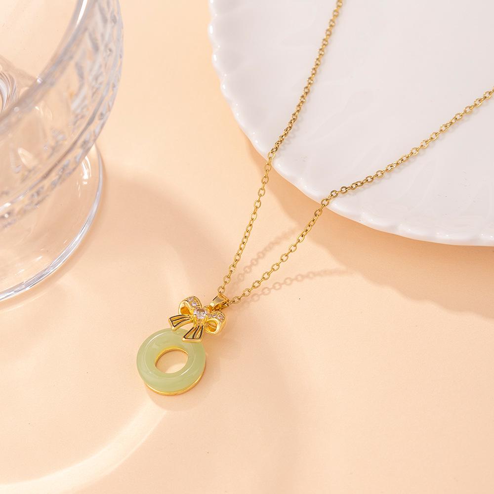 Dámský luxusní náhrdelník s přívěskem z titanové oceli, celý osázený mikro-osazenými diamanty