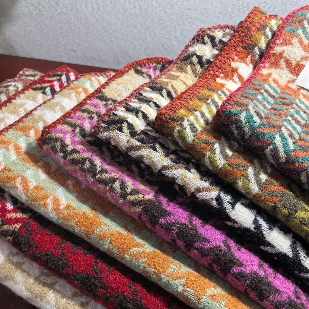 2025 Houndstooth Korean-Style Double-Sided Shawl – Warm Imitation Cashmere Scarf for Autumn/Winter