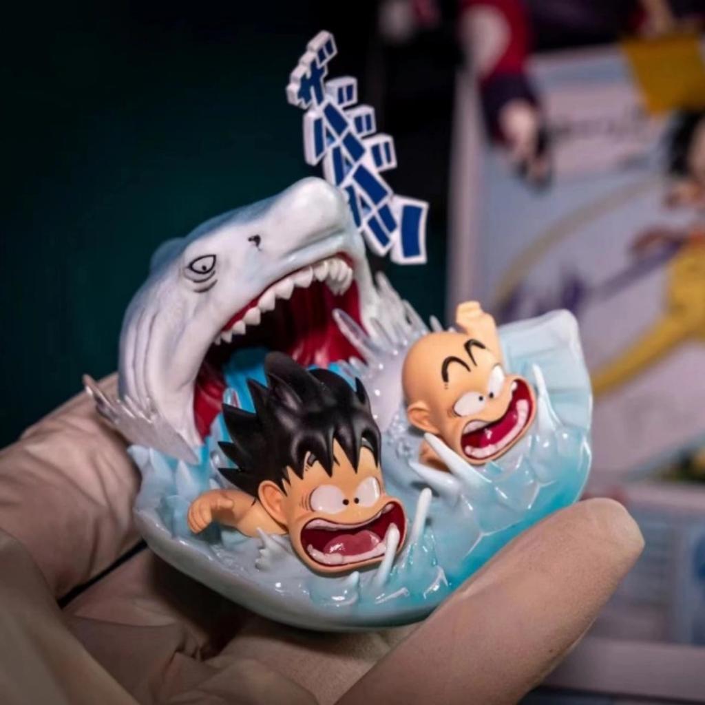 6.5cm/2.6in Anime Dragon Ball Z Son Goku Krillin Shark Attack Water Escape Figure Collectible DBZ Action Figure