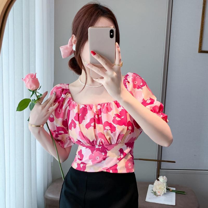 WTEMPO Brand Summer Women's Square Neck Short-sleeved Collar Exposed Collarbone Floral Shirt Design Niche Back Hollow Straps Short Tops