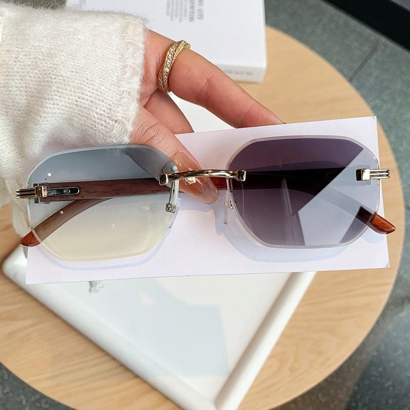 Uv400 Photochromic Sunglasses For Men With Frameless Geometric Design Suitable For Driving And Travel