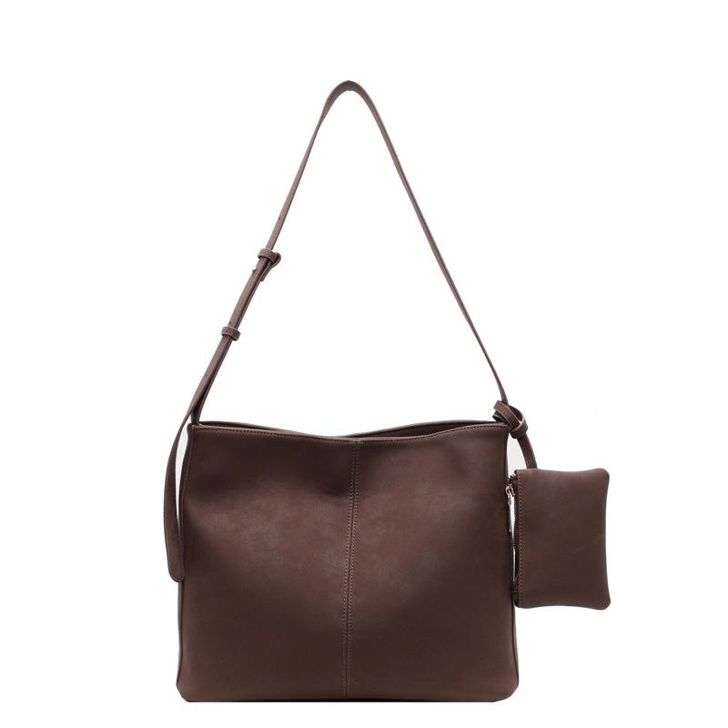 

Сумка женская новая нишевая женская сумка-мессенджер сумка-ведро модная универсальная большой вместимости на плечо подмышку темно-коричневого