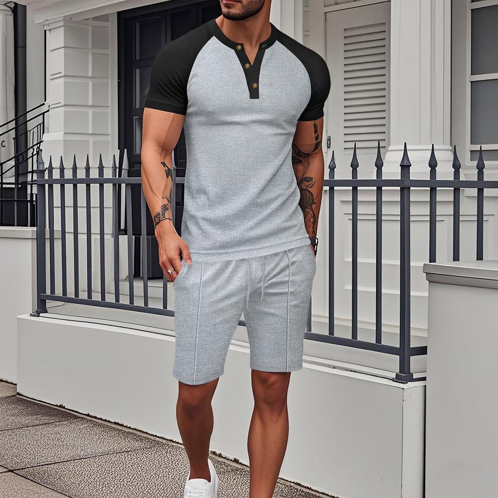 Men's Short Sleeved Shorts Suit Men's Color Matching Casual Round Neck Short Sleeved Shorts Suit