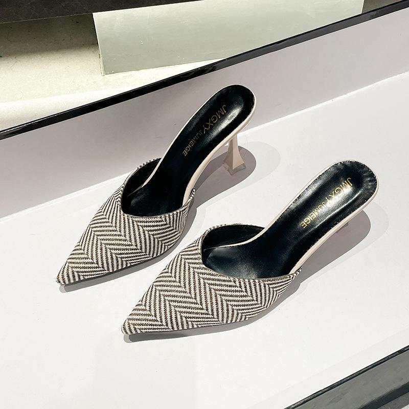 Slippers Women's Spring Wear 2024 New Fashion Personalized Bag Head Half Slippers Thin Heel Pointed High Heel Cool Slippers