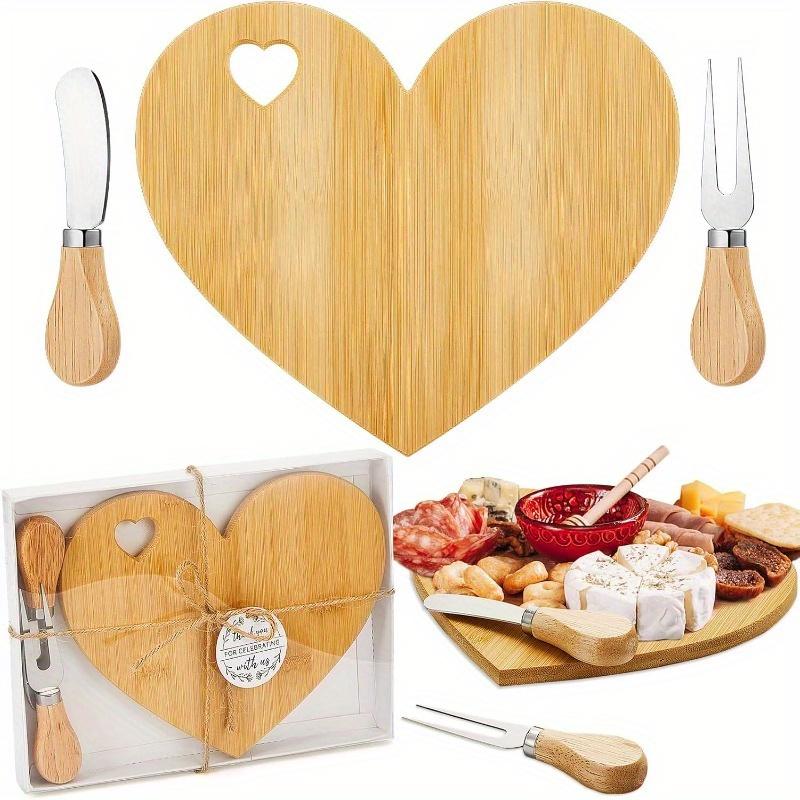 1 Set Gastgeschenk Herz Käsebrett - Mini Charcuterie Board mit Holz Käsemessern, Perfekt für Brautpartys, Hochzeiten